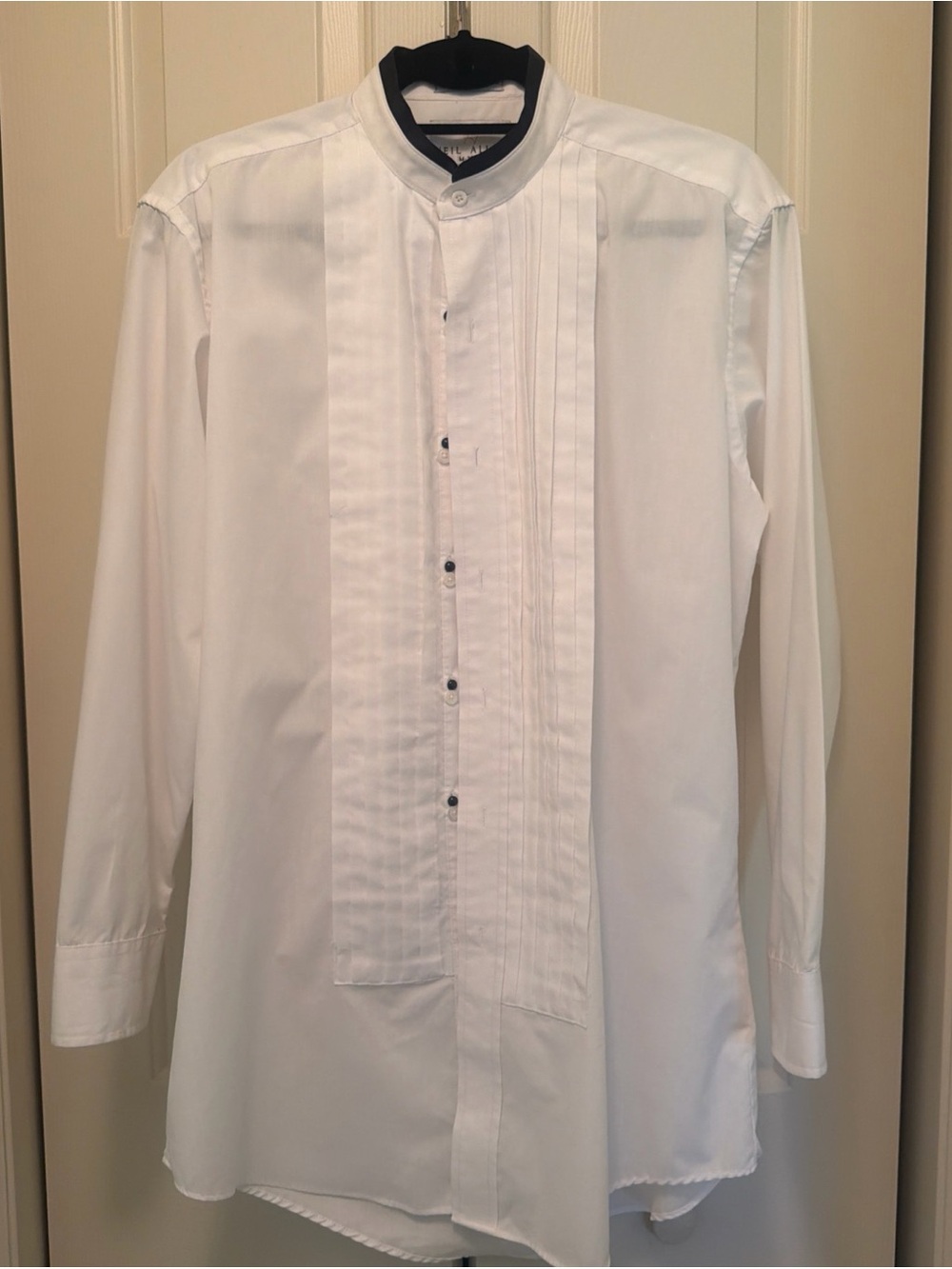 Men's White Mandarin Collar Pleated Tuxedo Shirt with Contrast Trim